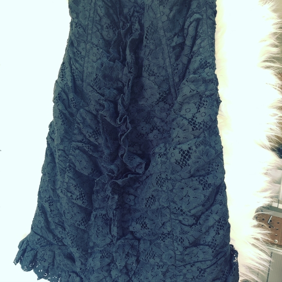 BB DOKOTA Layered Lace Little Black Cocktale Dress STRAPLESS must have *8* 🖤🖤 - Picture 3 of 8